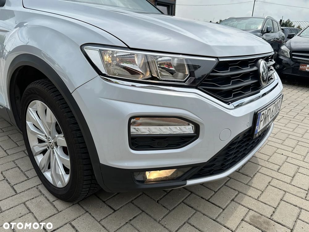 Volkswagen T-Roc - 39