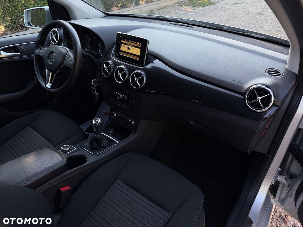 Mercedes-Benz Klasa B 180 BlueEFFICIENCY Edition - 7