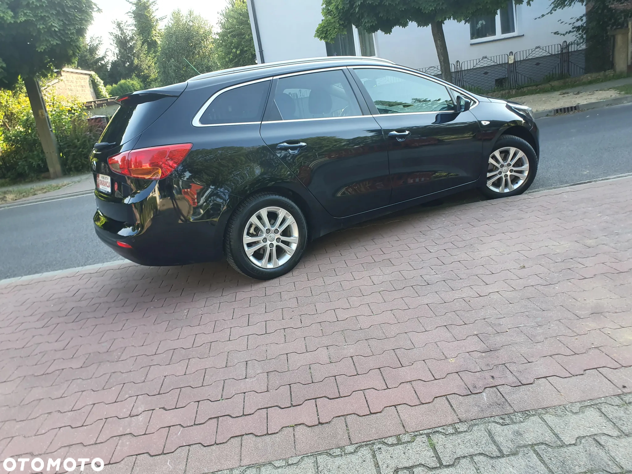 Kia Ceed 1.6 GDI SW Vision - 28