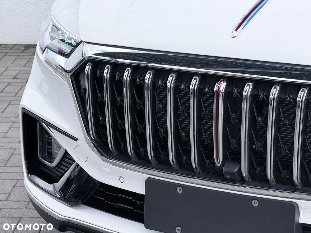 Hongqi HS5 - 10