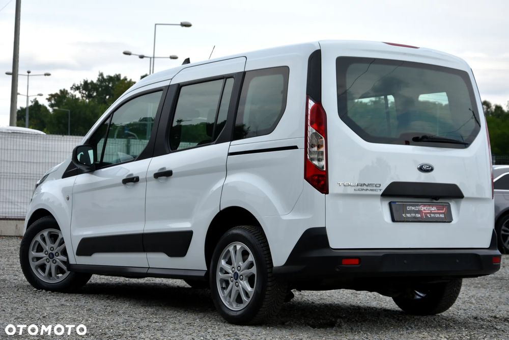Ford Tourneo Connect 1.5 EcoBlue Start-Stop Titanium - 18