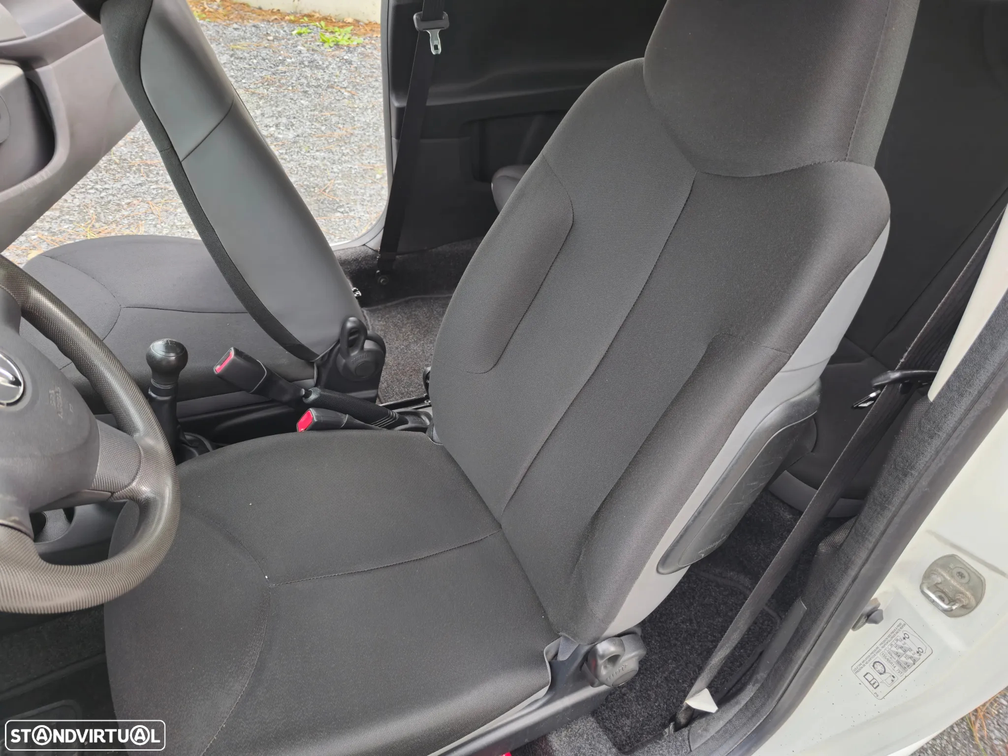 Toyota Aygo 1.0 - 10