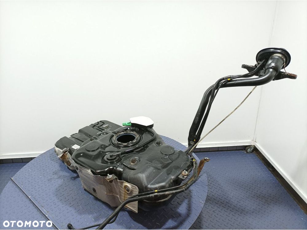AUDI Q5 8R LIFT 2.0 TDI ZBIORNIK PALIWA WLEW DIESEL 8R0201135SCR - 5