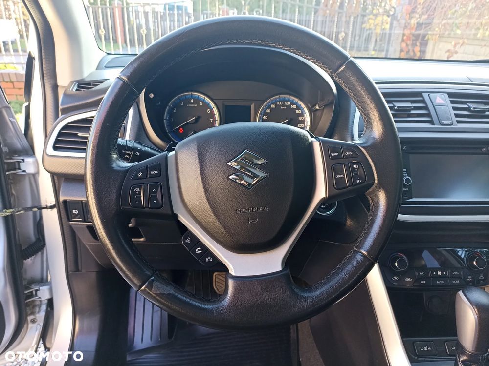 Suzuki SX4 S-Cross 1.6 VVT CVT 4x2 limited - 19