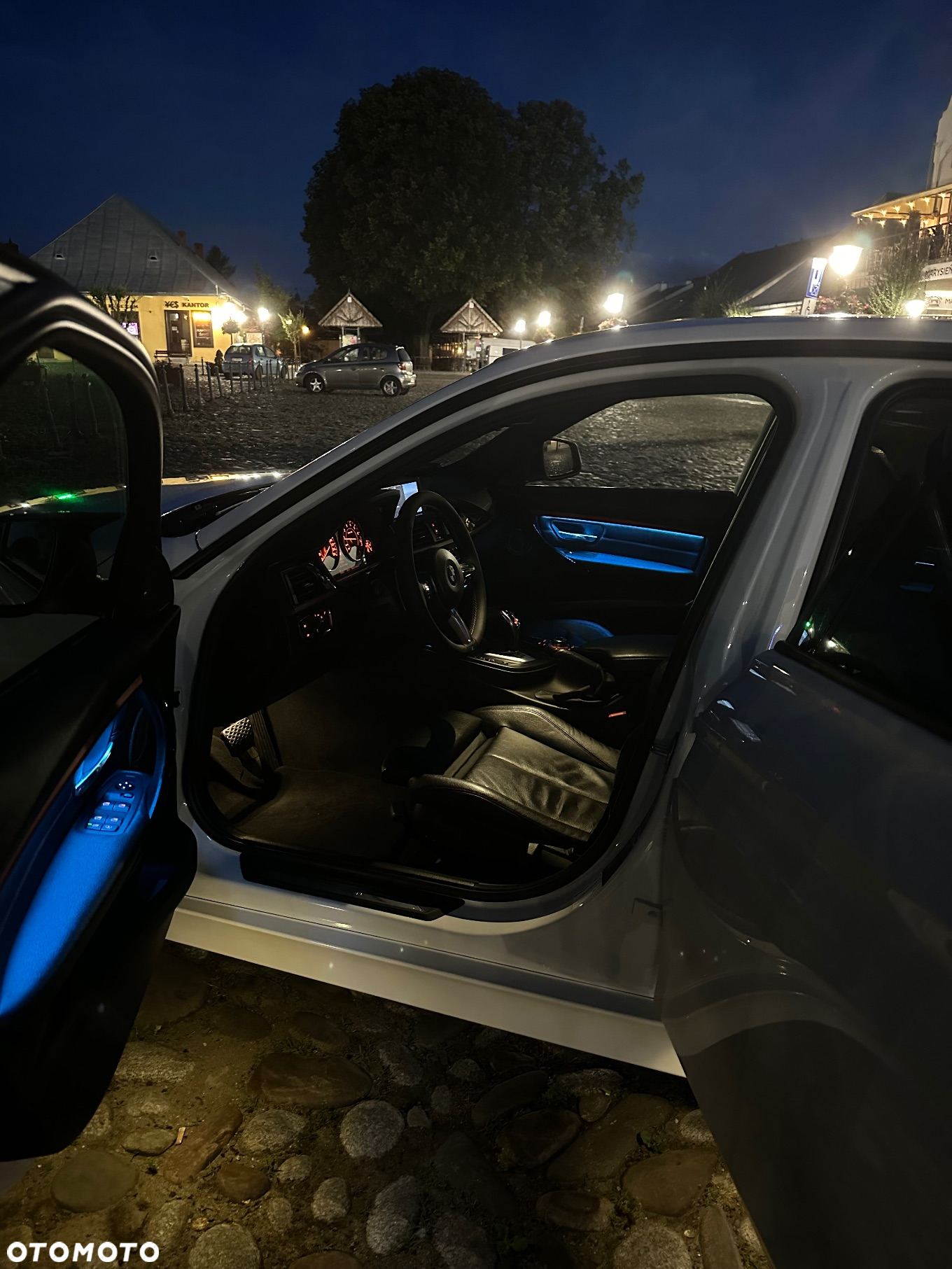 BMW Seria 3 - 36