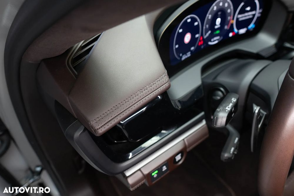 Porsche Panamera 4 E-Hybrid Executive - 29