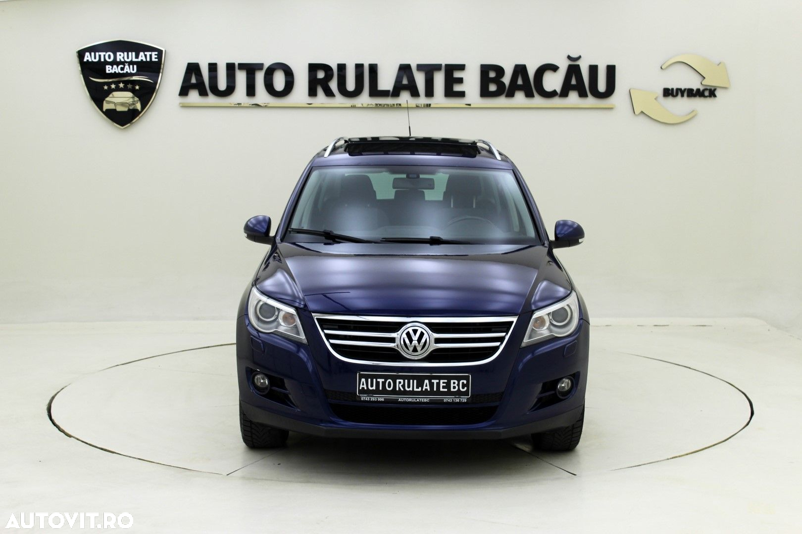 Volkswagen Tiguan - 10