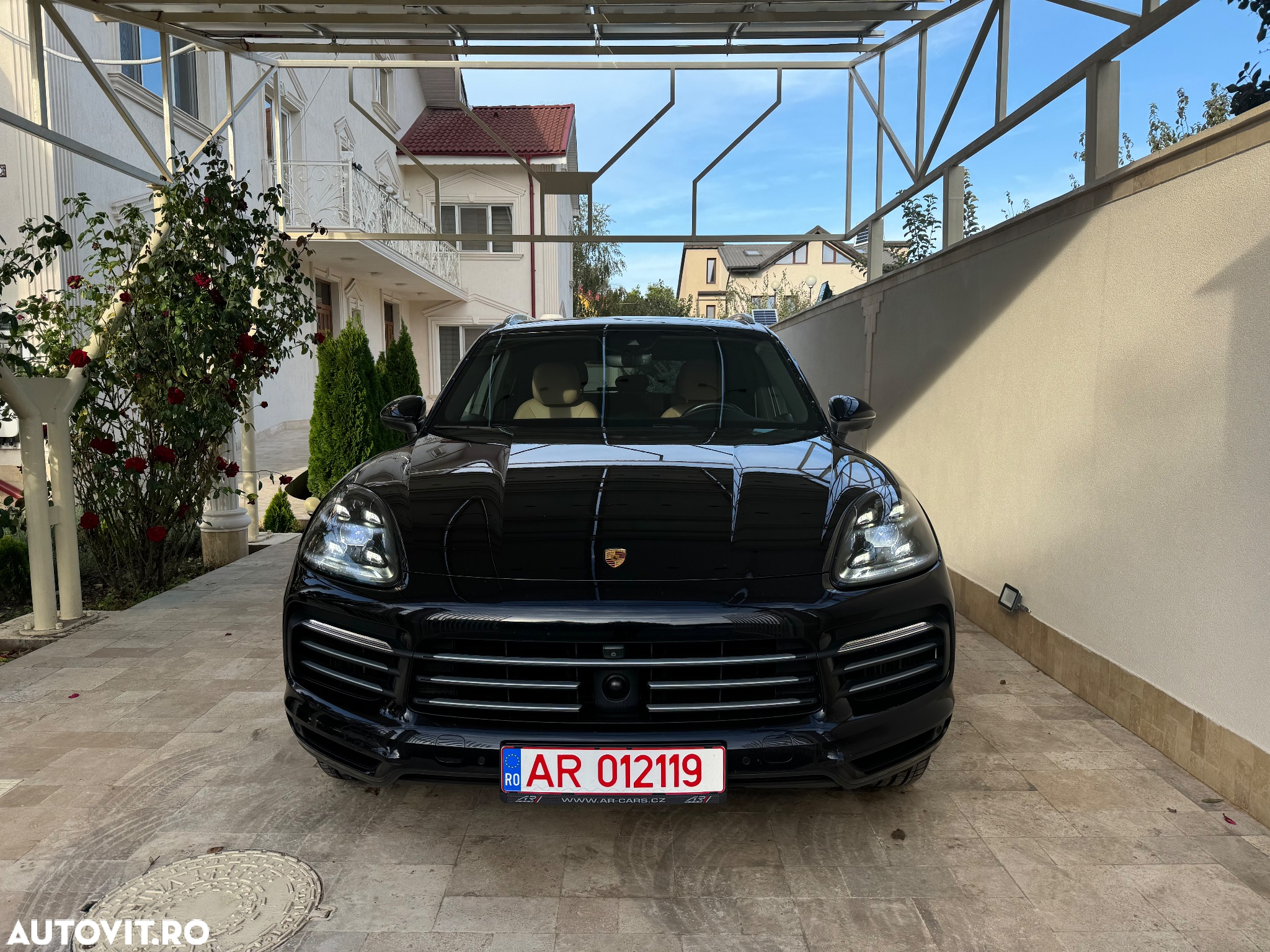 Porsche Cayenne - 2