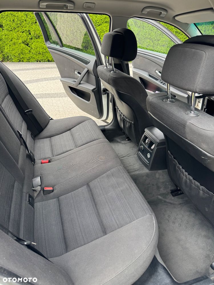 BMW Seria 5 520d - 12