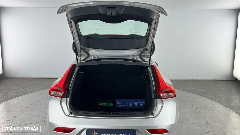 Volvo V40 1.6 D2 Eco Momentum - 52