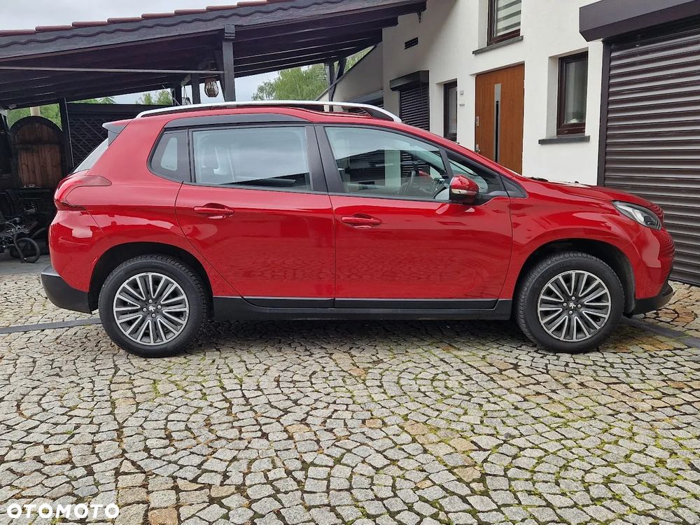 Peugeot 2008 PureTech 110 Stop&Start Allure - 11