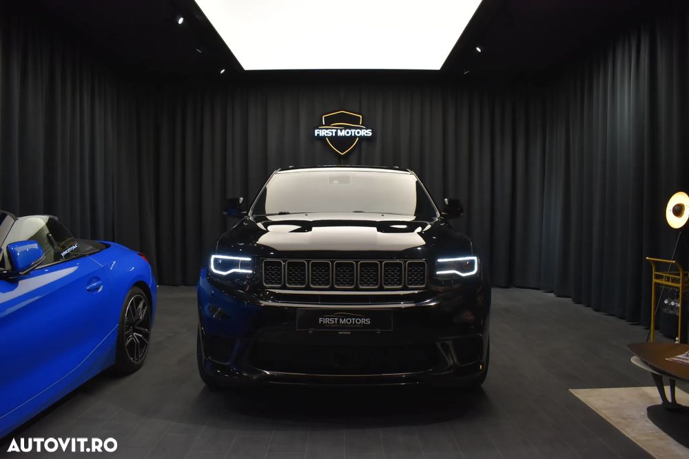 Jeep Grand Cherokee - 1