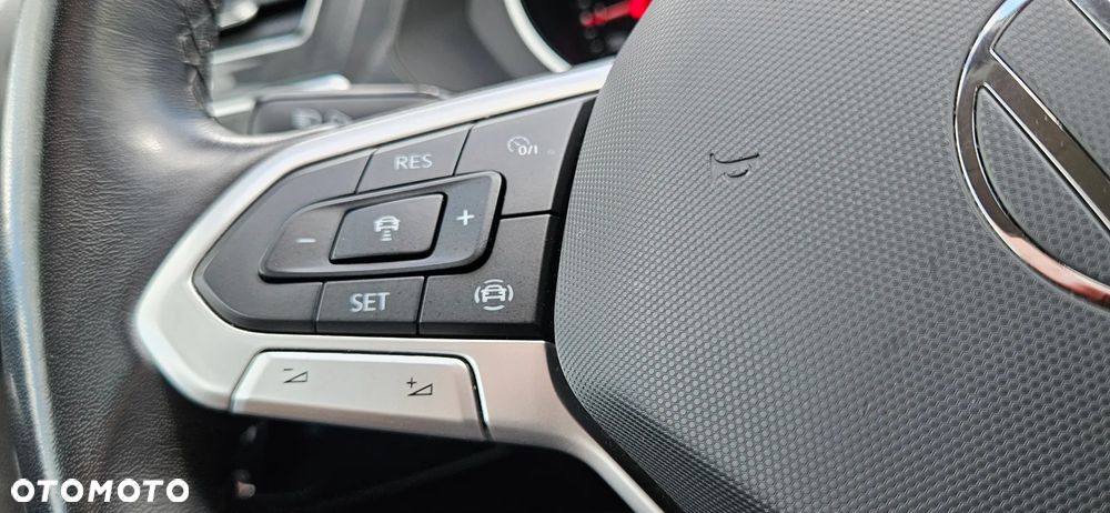 Volkswagen Tiguan 1.5 TSI OPF ACTIVE - 33