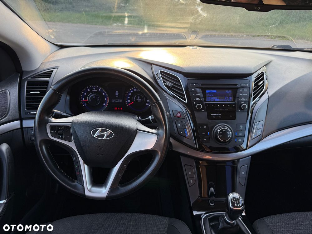 Hyundai i40 1.6 GDI Comfort + - 26