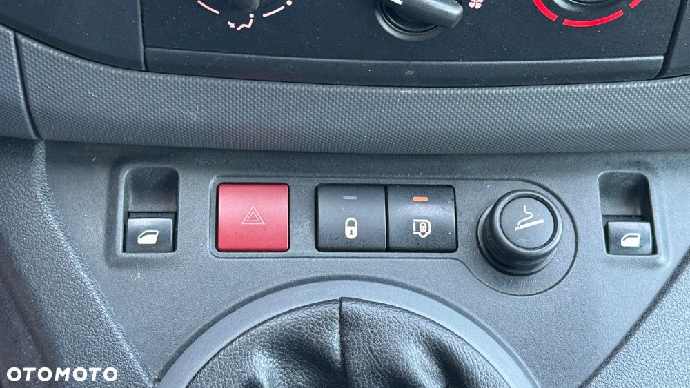 Peugeot Partner - 18