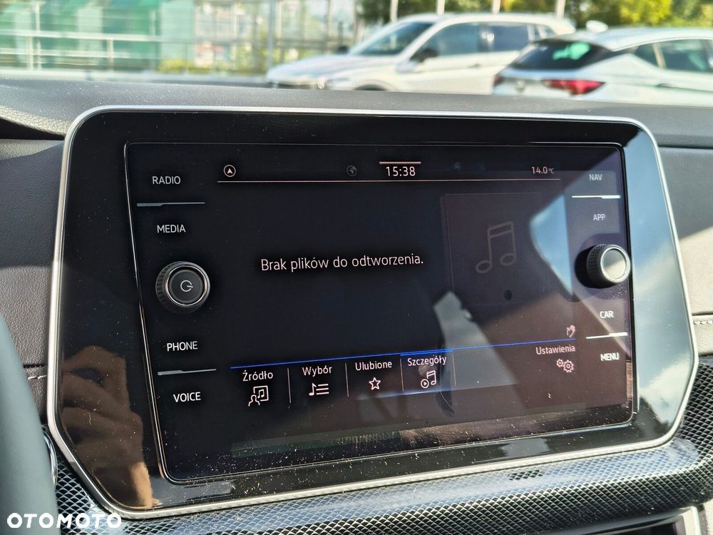 Volkswagen T-Cross - 22