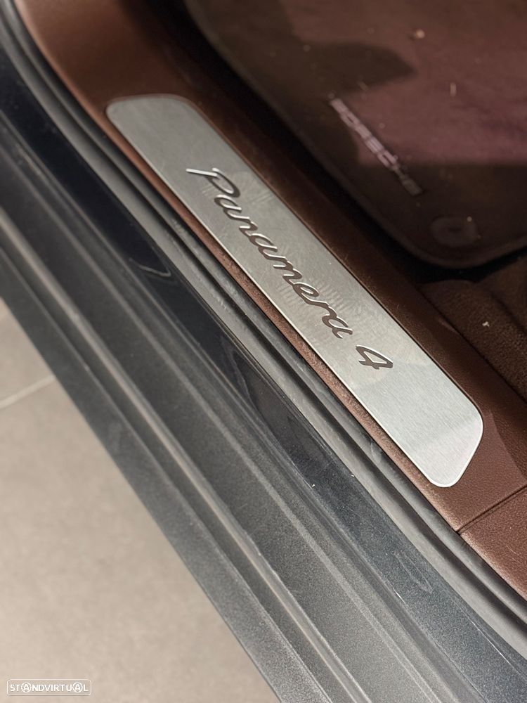 Porsche Panamera 4 E-Hybrid Executive - 13