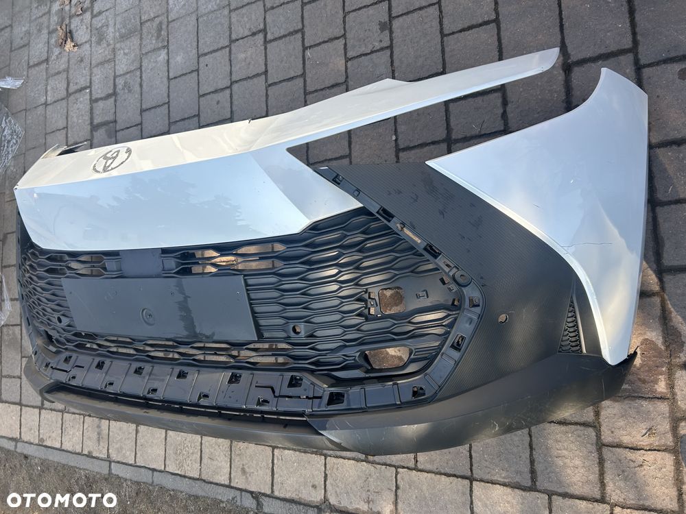 Zderzak przód TOYOTA C-HR II 2024 070 ORG. - 1