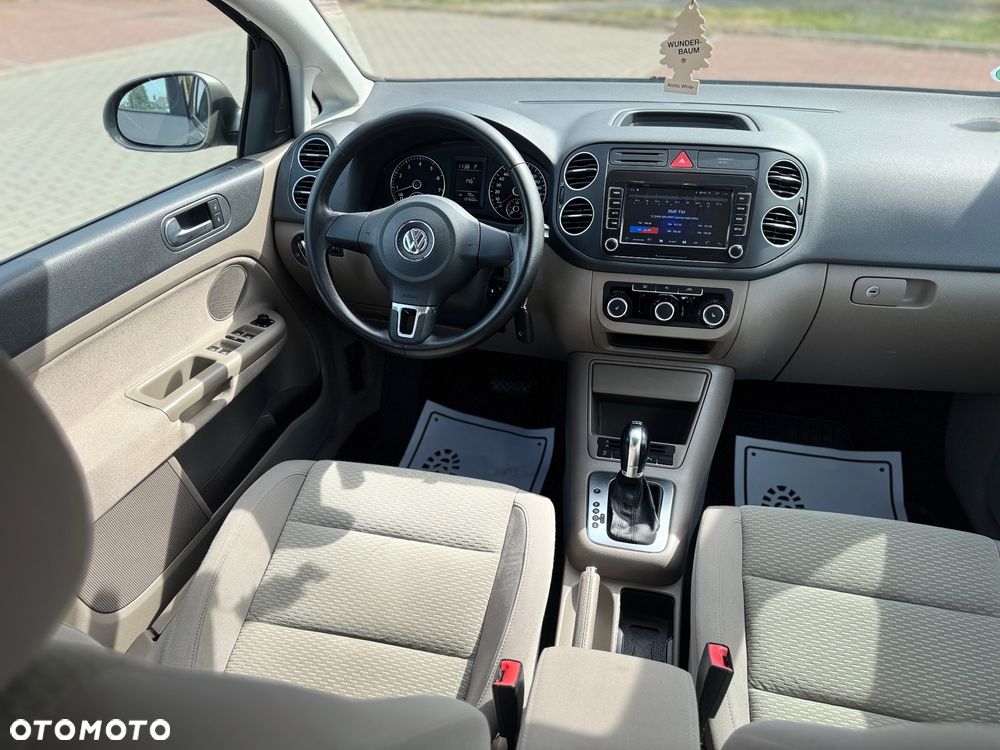 Volkswagen Golf Plus - 15