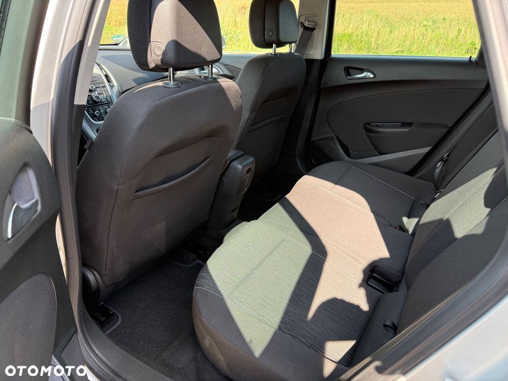 Opel Astra 1.4 T Enjoy - 12