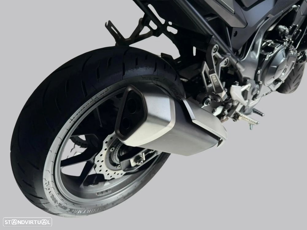 Honda Hornet 750 - 18