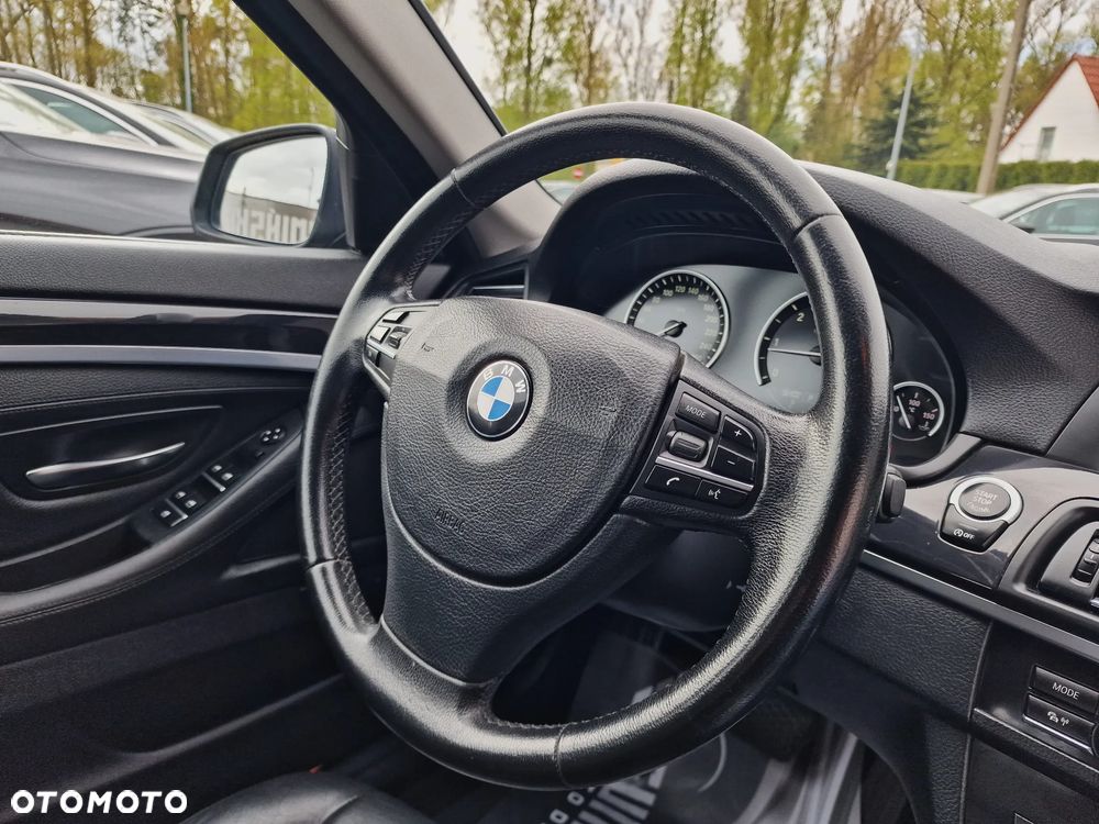 BMW Seria 5 520d Modern Line - 31