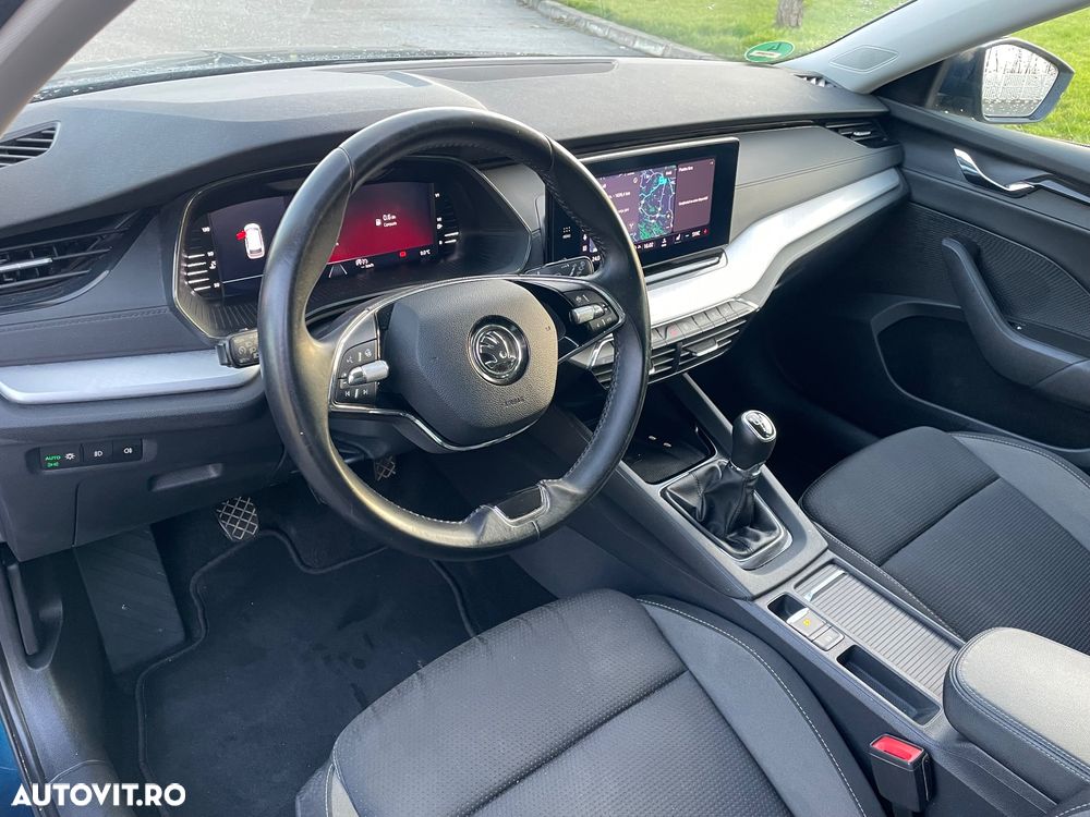 Skoda Octavia Combi 2.0 TDI Tour - 21