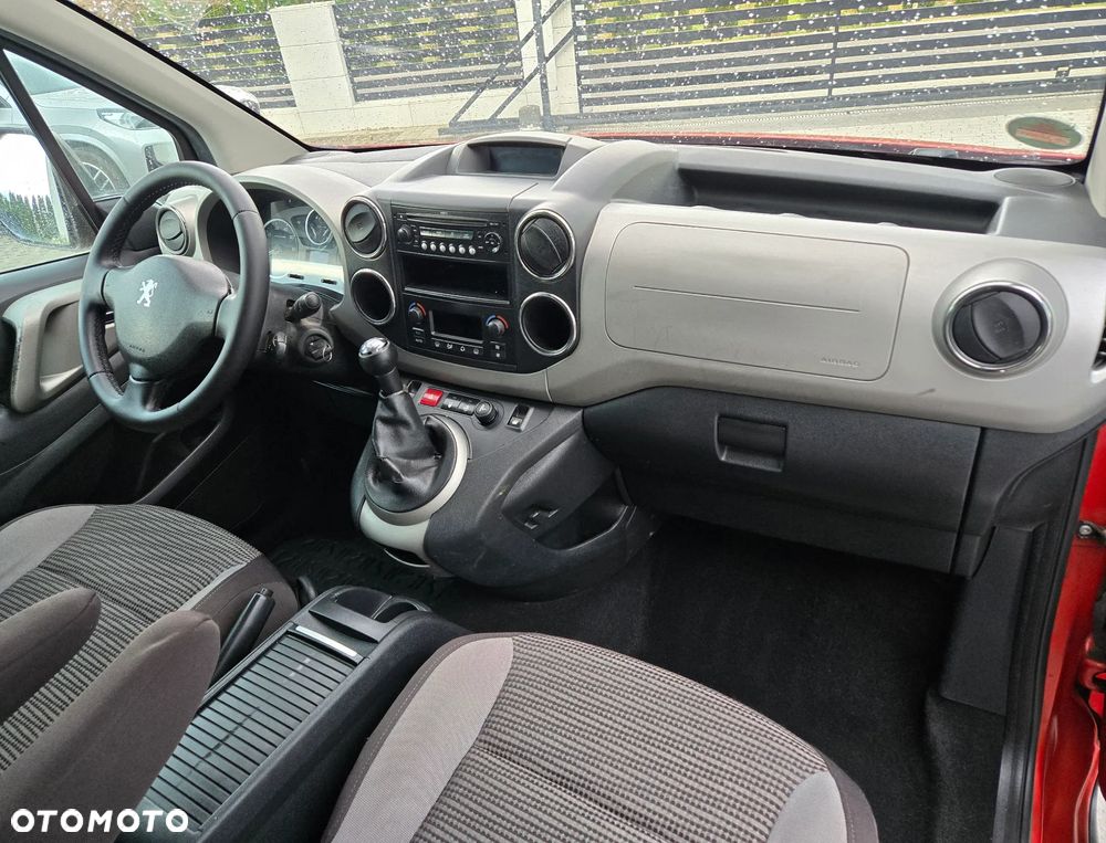 Peugeot Partner 110 Tendance mit Familien-Paket - 7