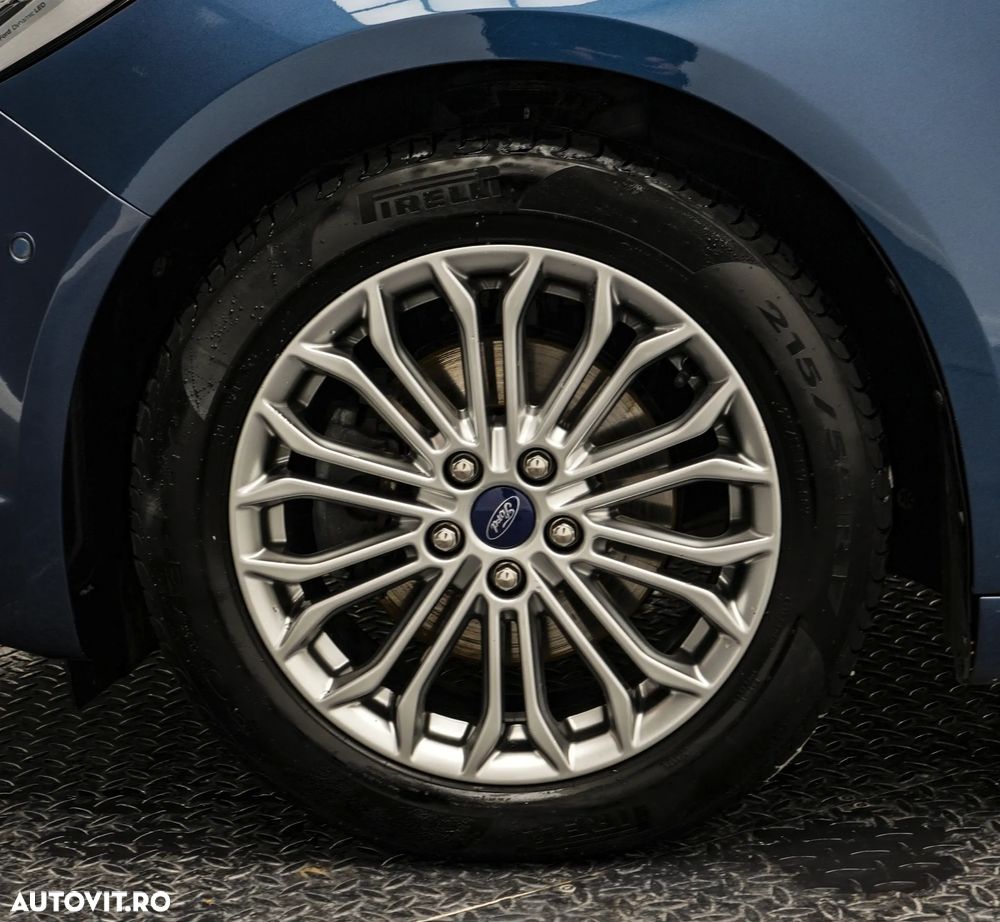 Ford Mondeo 2.0 HEV Titanium - 30