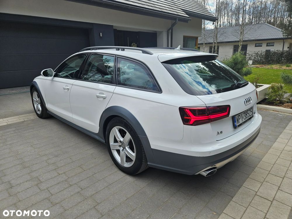 Audi A6 Allroad - 14
