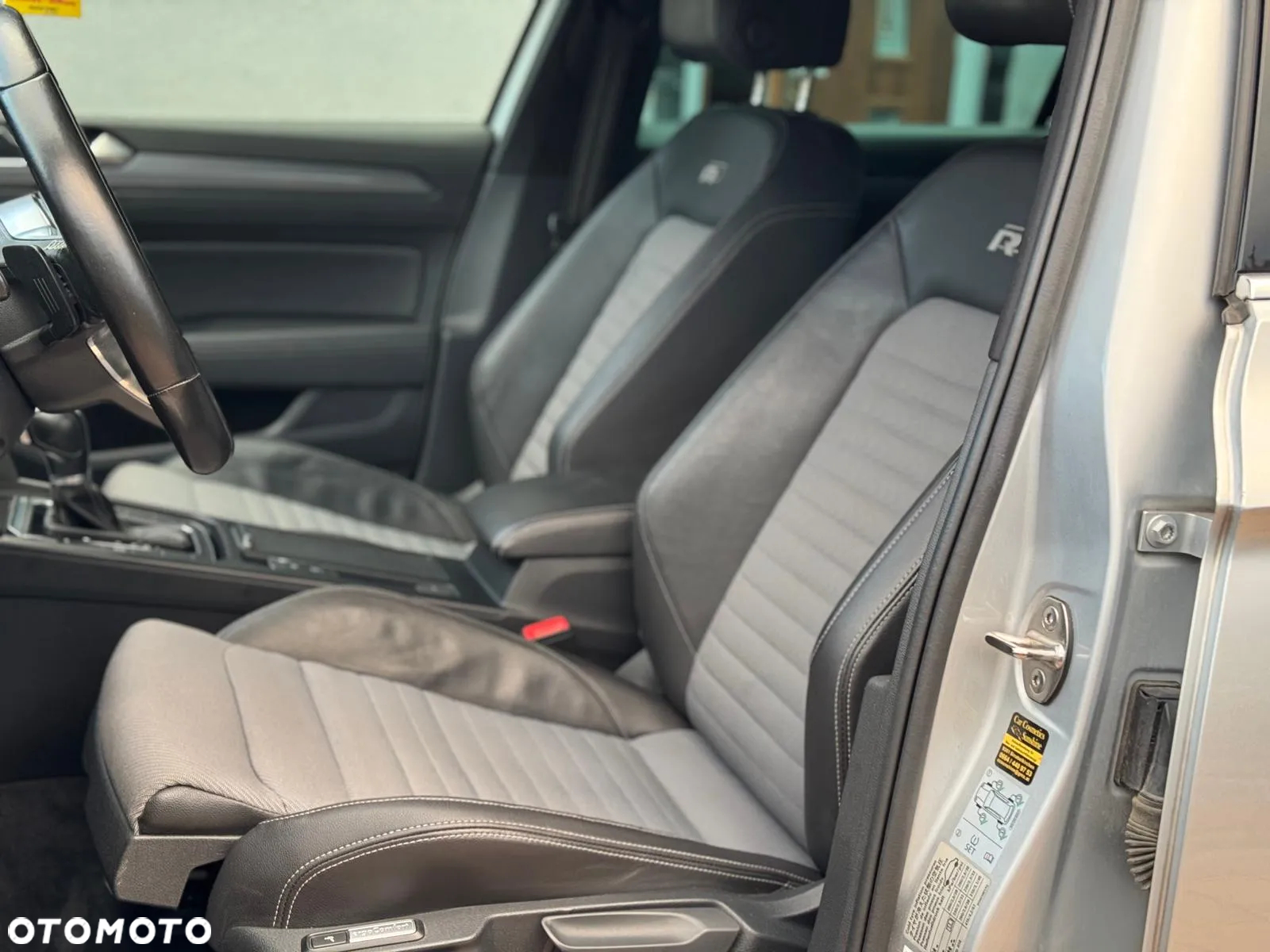 Volkswagen Passat - 14