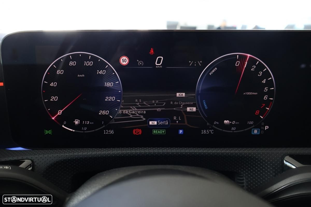Mercedes-Benz A 250 e - 28