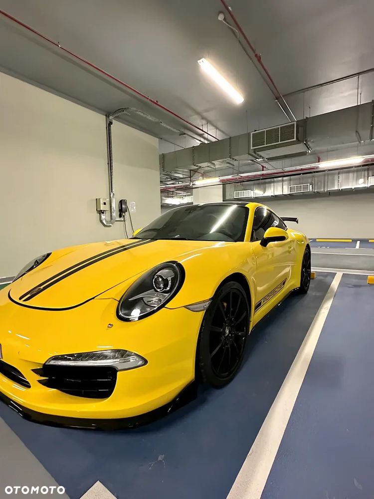 Porsche 911 Carrera 4 PDK - 3