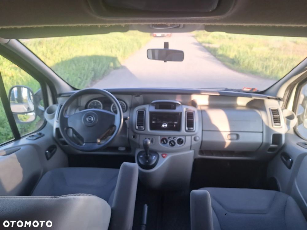 Opel Vivaro - 9