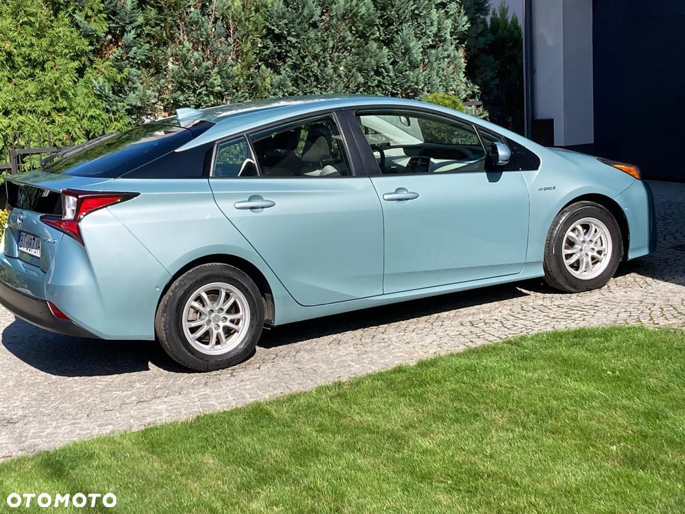 Toyota Prius 1.8 Hybrid Premium - 13