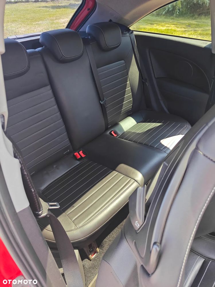 Opel Corsa 1.6 Turbo OPC - 10