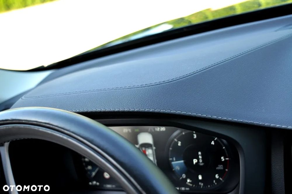 Volvo XC 60 B4 D Geartronic Inscription - 25