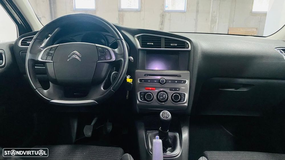 Citroën C4 1.2 PureTech Feel - 4