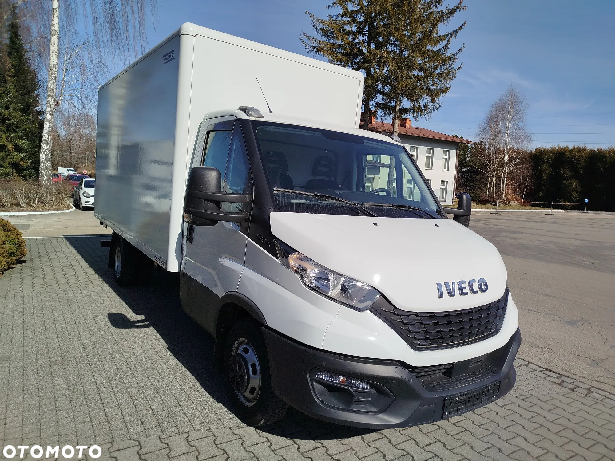 Iveco DAILY 35C16 KONTENER Z WINDĄ (750kg) - 5