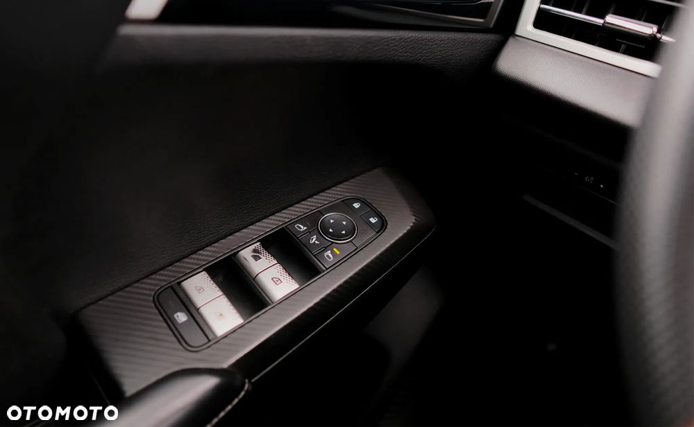 Mitsubishi Outlander - 33