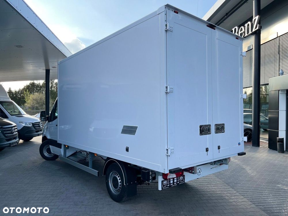 Mercedes-Benz Sprinter 314 e - 9