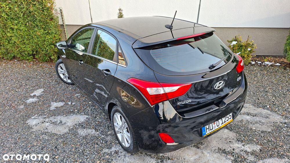 Hyundai i30 i30cw 1.4 Fifa World Cup Edition - 33