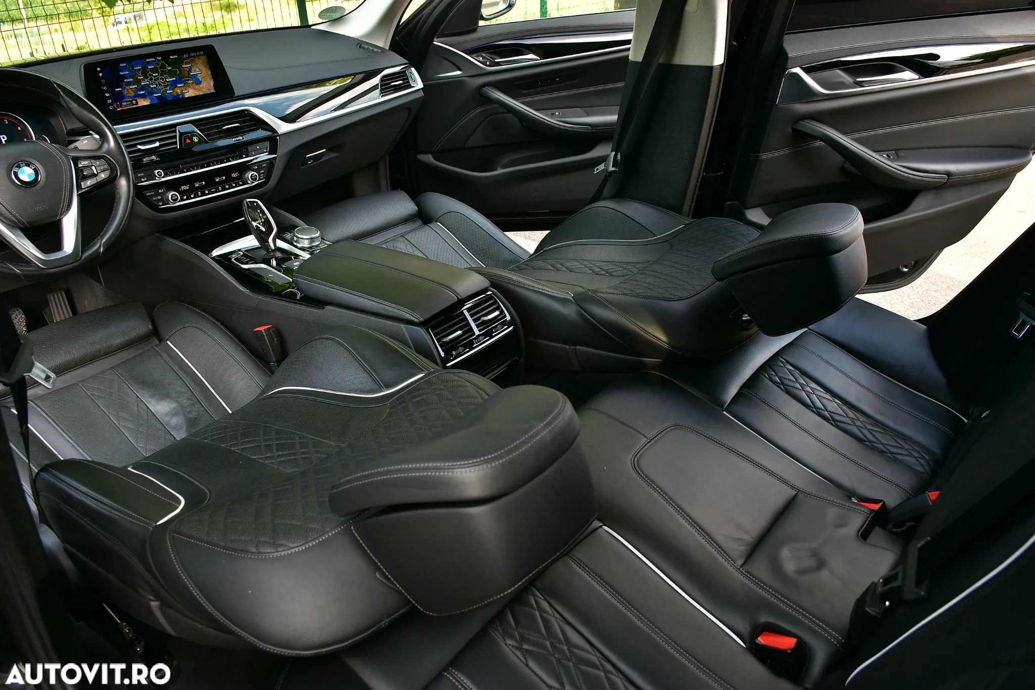 BMW Seria 5 520d Aut. Luxury Line - 24