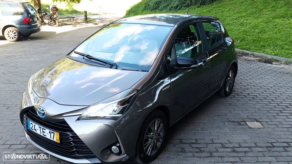 Toyota Yaris 1.5 HSD Comfort+P.Techno - 3