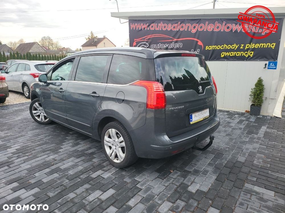 Peugeot 5008 1.6 THP Premium + - 7