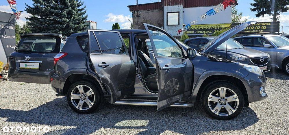 Toyota RAV4 - 26