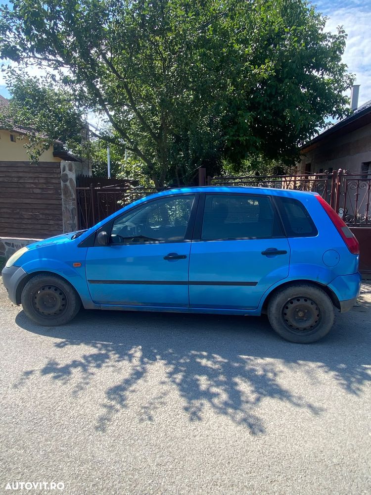 Ford Fiesta 1.4i Comfort - 8