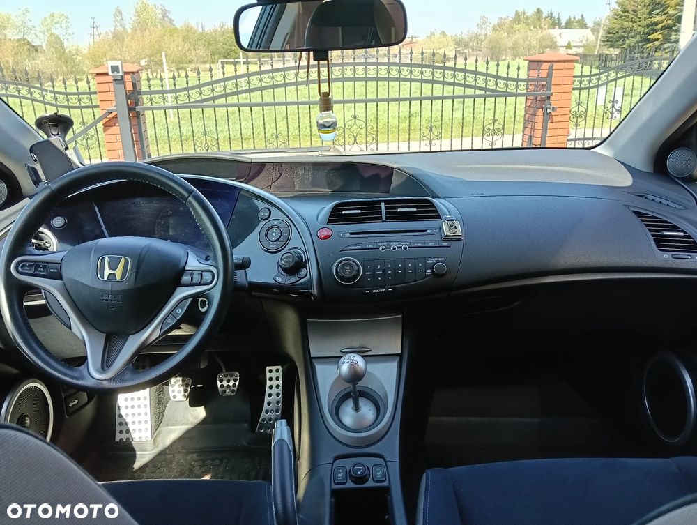 Honda Civic 1.8i-VTEC Sport - 4