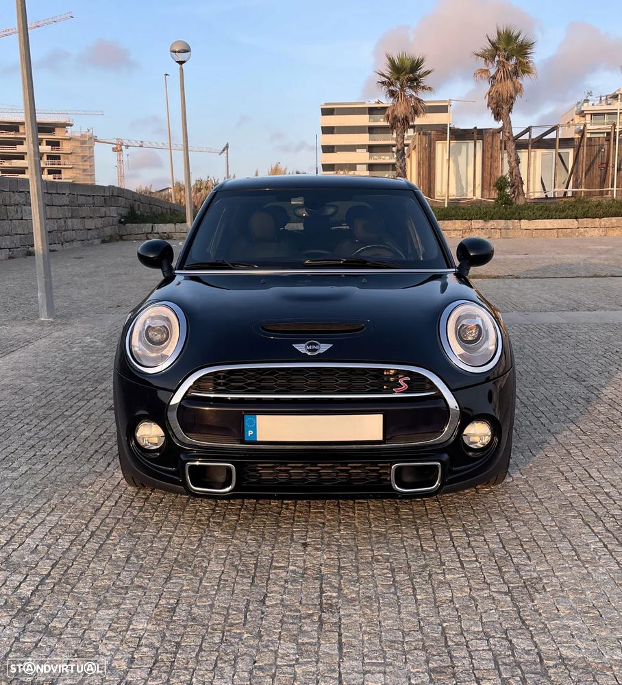 MINI 5 Portas Cooper SD Sport Aut. - 16