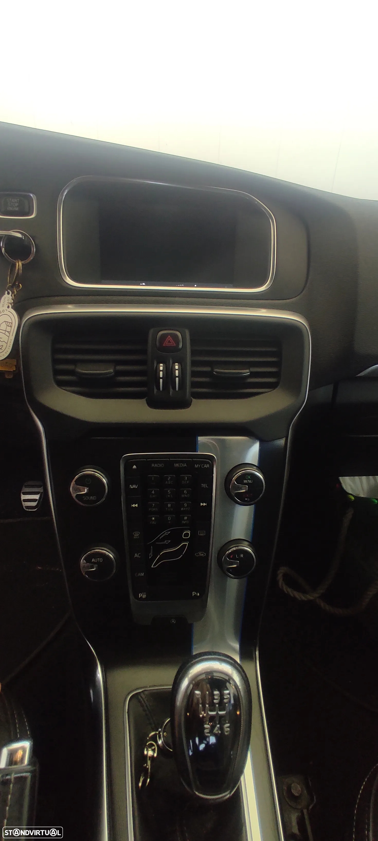 Volvo V40 1.6 D2 Eco R-Design - 5
